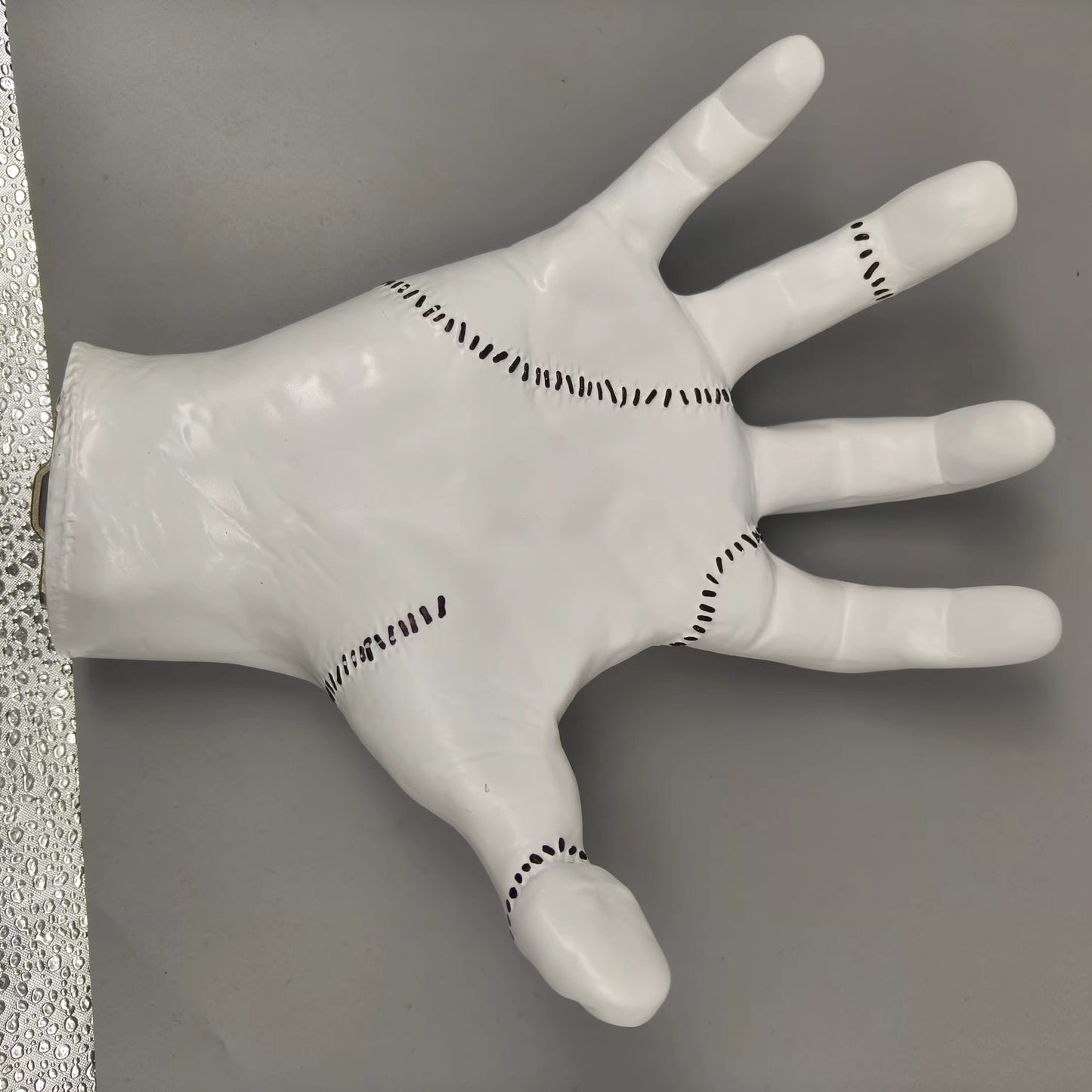 Eine Hand für alle Bälle für Sport Liebhaber
