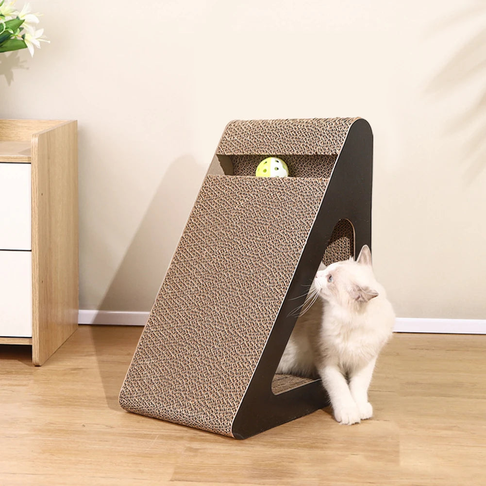 2-in-1-Kratzbaum für Katzen - dreieckige Form.