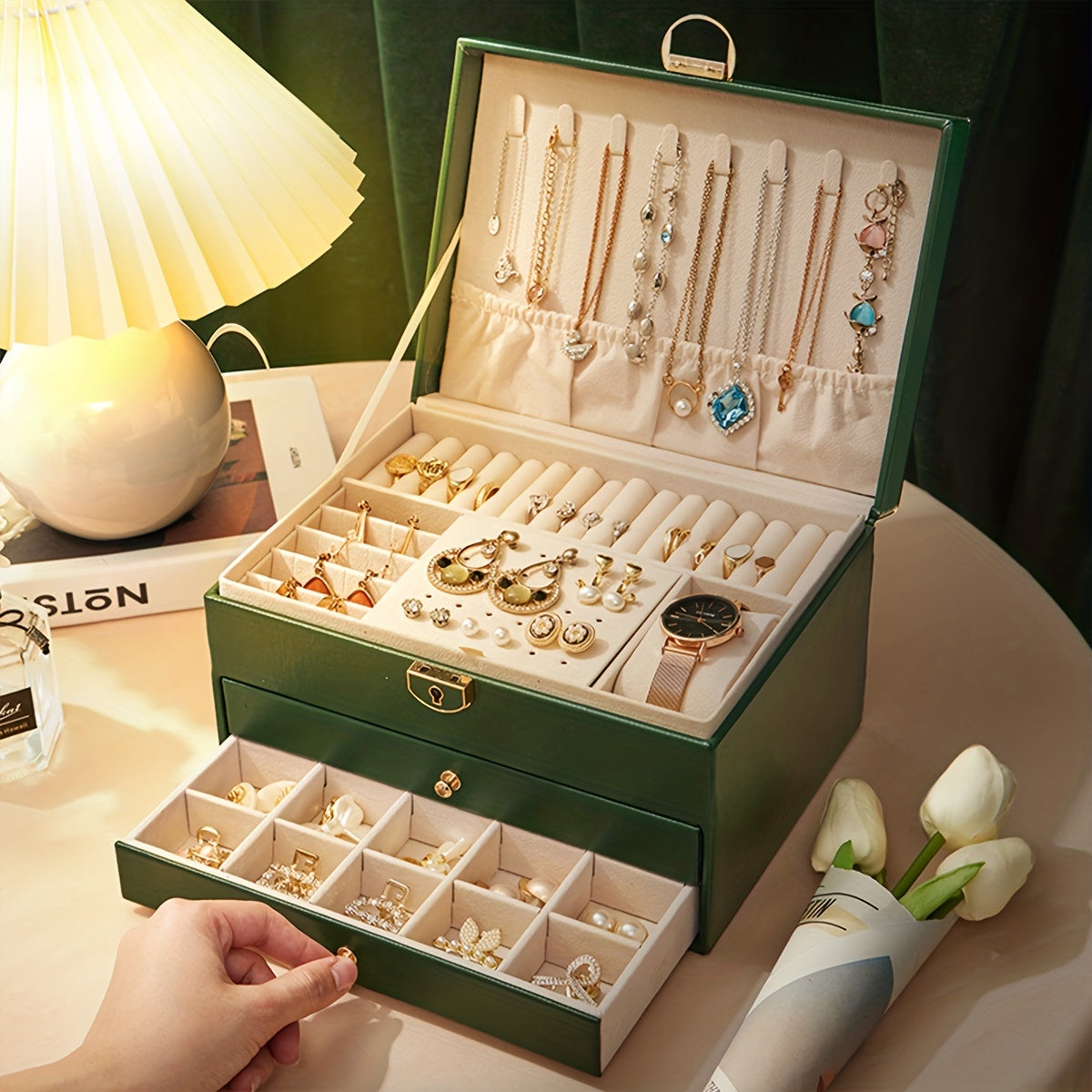 Luxuriöses Schmuckbox einfach sortierbar!