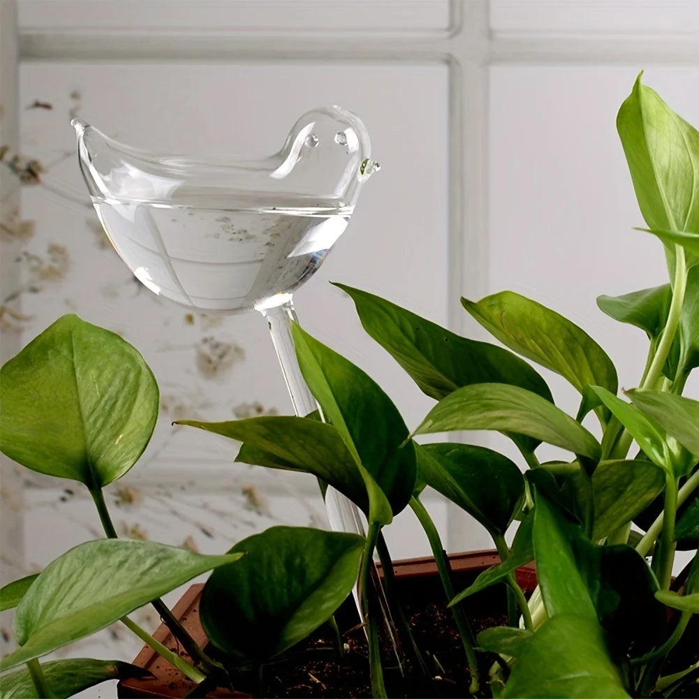 Vogelförmige selbst bewässernde Globen perfekt Blumen.